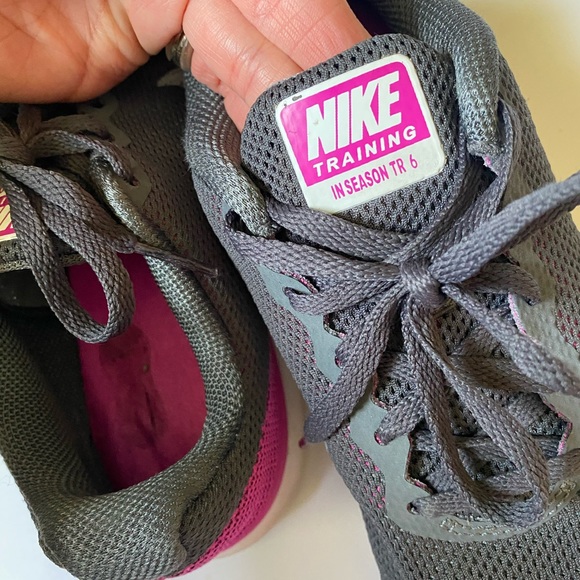 Nike Memory Foam Insole Mesh Look Training Shoe - Picture 4 of 11